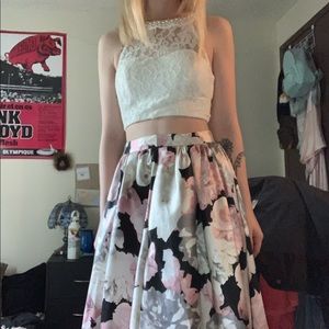 Gorgeous 2-Piece Dress